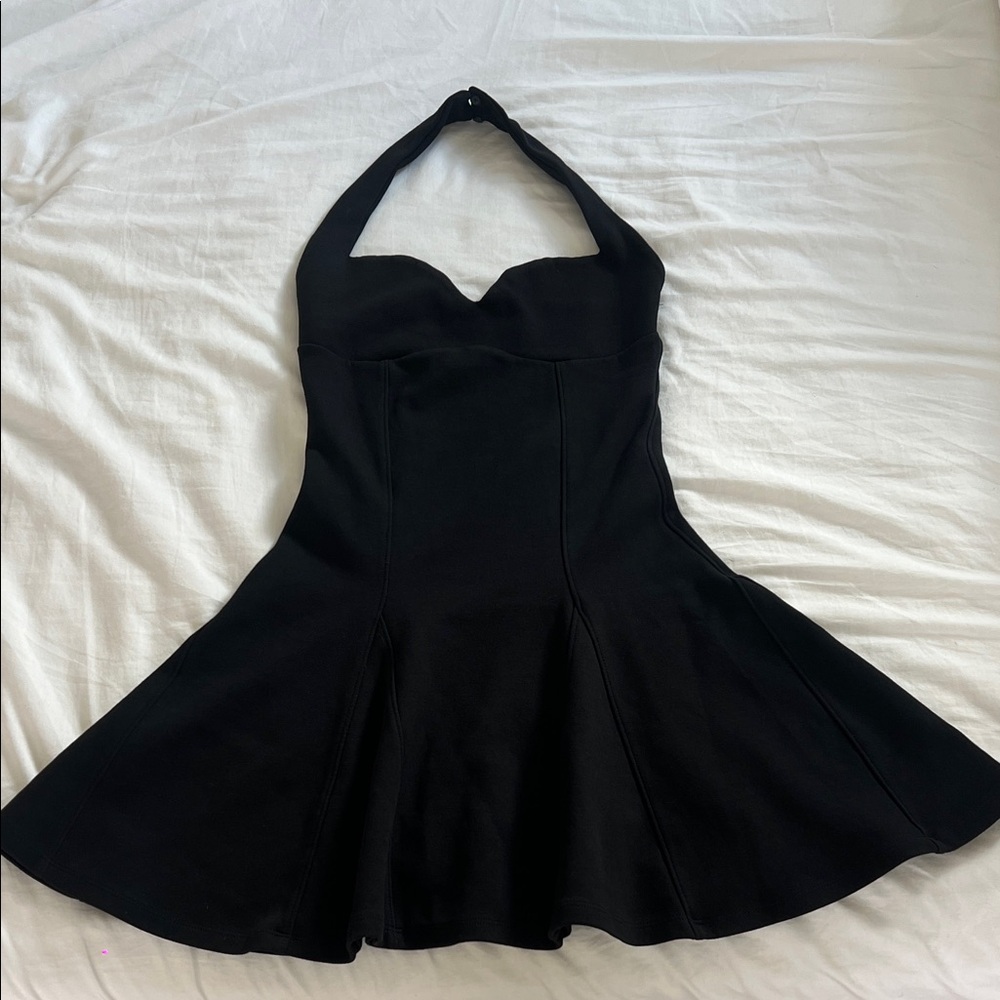 HALTER INTERLOCK SHORT DRESS